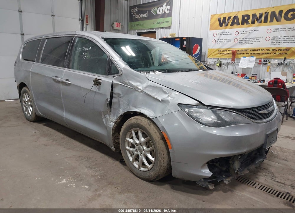 2017 CHRYSLER PACIFICA TOURING VIN: 2C4RC1DG1HR610616