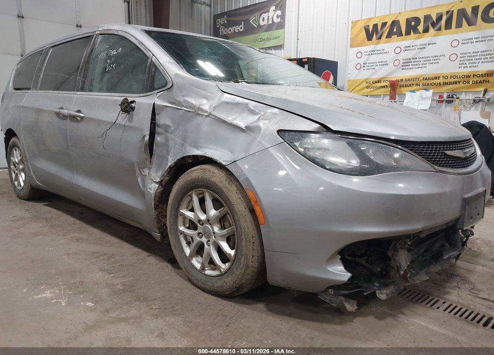2017 CHRYSLER PACIFICA TOURING VIN: 2C4RC1DG1HR610616