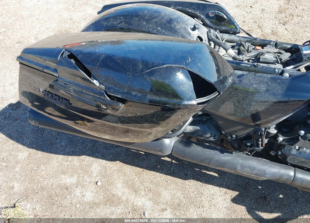 2024 HARLEY-DAVIDSON FLHX VIN: 1HD1KB719RB625859