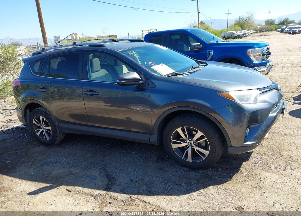 2017 TOYOTA RAV4 XLE VIN: JTMWFREV4HD094051