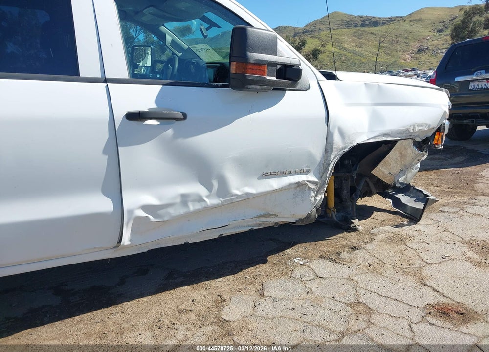 2019 CHEVROLET SILVERADO 2500HD WT VIN: 1GB1CREG6KF246819