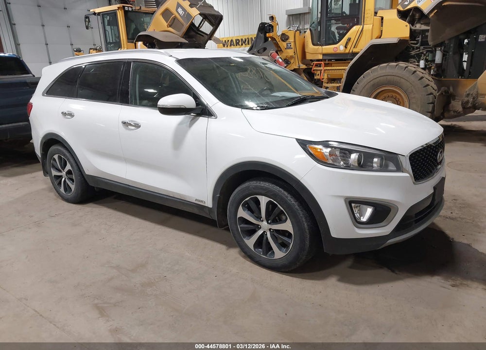 2016 KIA SORENTO 2.0T EX VIN: 5XYPHDA15GG137137