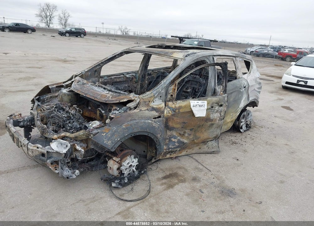 2018 FORD ESCAPE SE VIN: 1FMCU9GD8JUC11564
