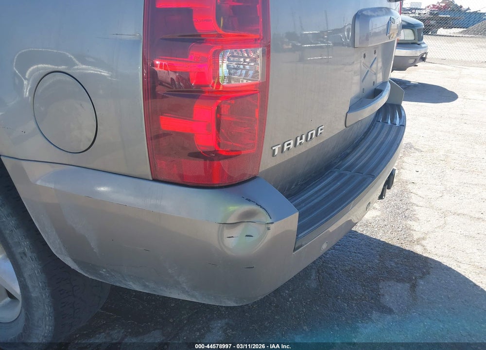2007 CHEVROLET TAHOE LT VIN: 1GNFC13017R386105