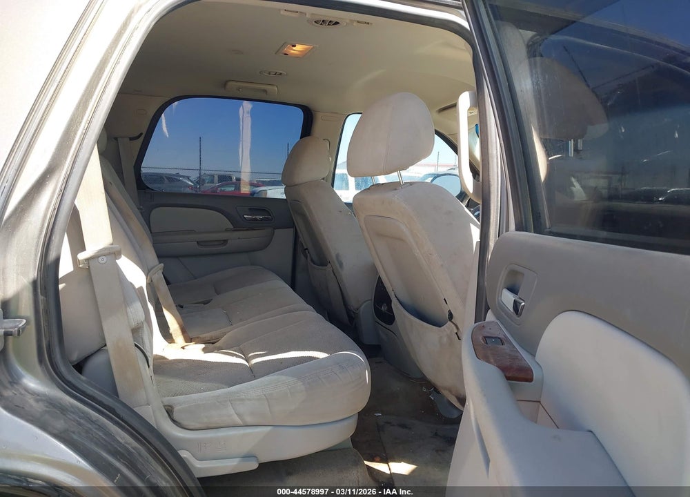 2007 CHEVROLET TAHOE LT VIN: 1GNFC13017R386105