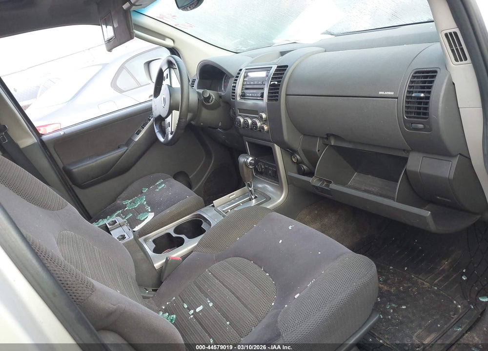 2005 NISSAN PATHFINDER SE VIN: 5N1AR18W05C767437