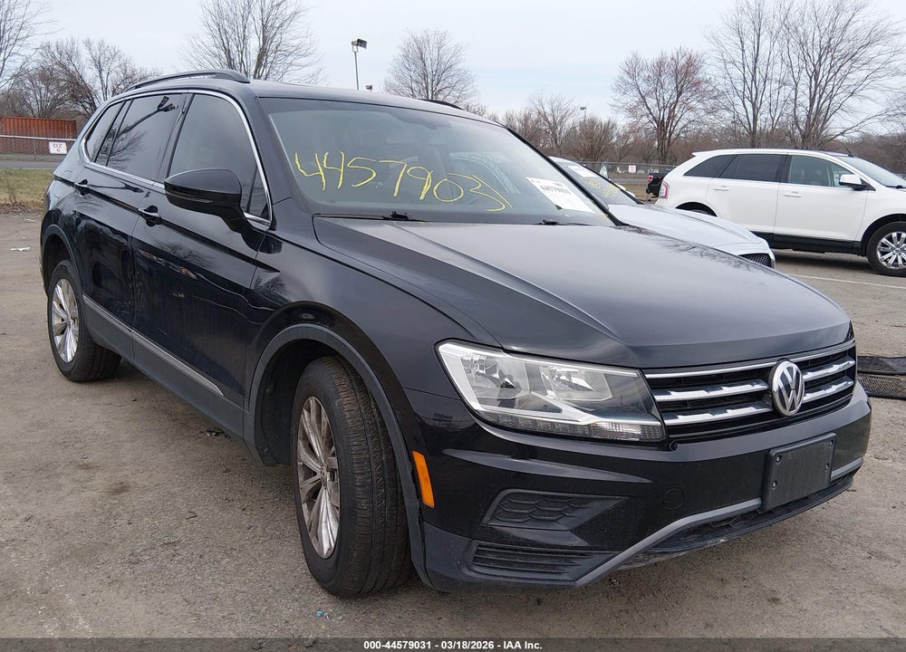 2018 VOLKSWAGEN TIGUAN 2.0T SE/2.0T SEL VIN: 3VV2B7AXXJM072220