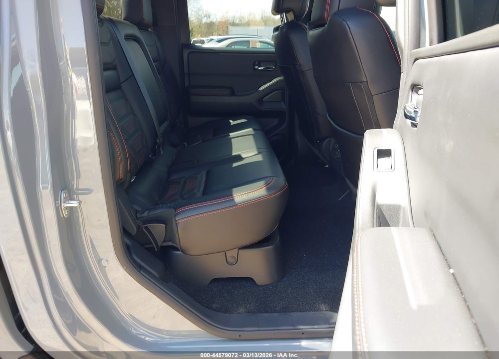2025 NISSAN FRONTIER PRO-4X 4X4 VIN: 1N6ED1EK4SN648101