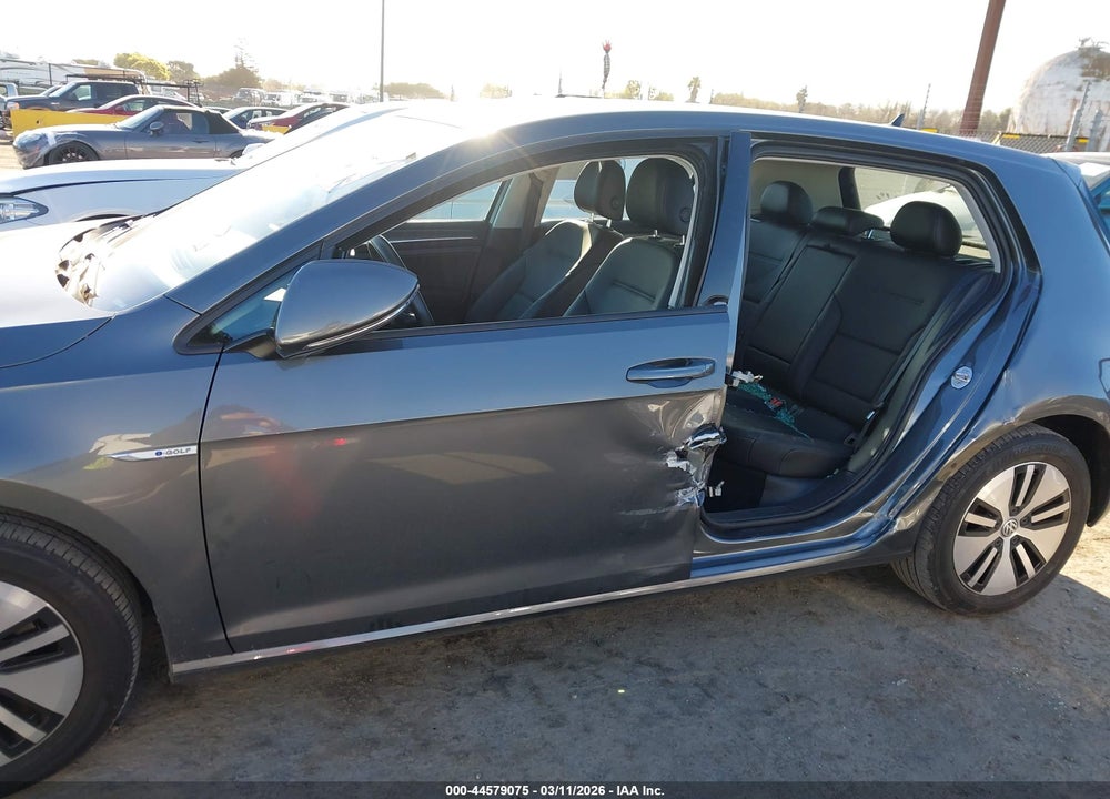 2019 VOLKSWAGEN E-GOLF SEL PREMIUM VIN: WVWPR7AUXKW908311