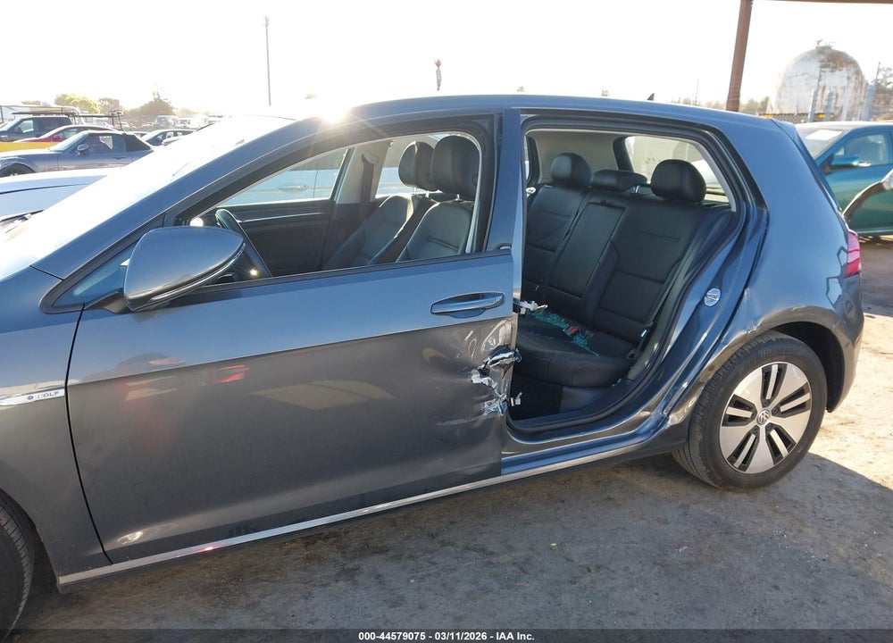 2019 VOLKSWAGEN E-GOLF SEL PREMIUM VIN: WVWPR7AUXKW908311