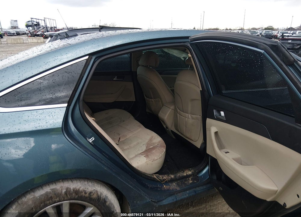 2016 HYUNDAI SONATA VIN: 5NPE24AF3GH411688