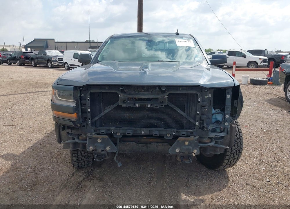 2018 CHEVROLET SILVERADO 1500 2LT VIN: 3GCUKREC8JG138398