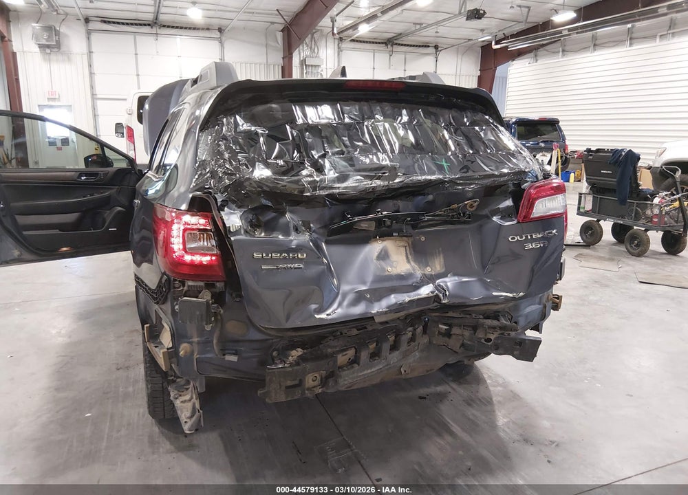 2017 SUBARU OUTBACK 3.6R LIMITED VIN: 4S4BSENC1H3361276