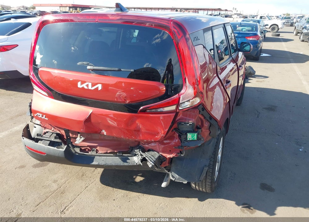 2022 KIA SOUL LX VIN: KNDJ23AU4N7803488