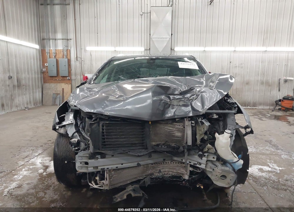 2018 BUICK ENCLAVE PREMIUM VIN: 5GAEVBKW9JJ158063