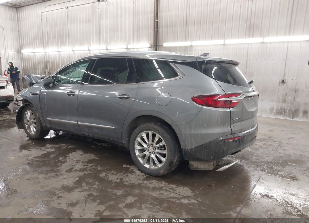 2018 BUICK ENCLAVE PREMIUM VIN: 5GAEVBKW9JJ158063