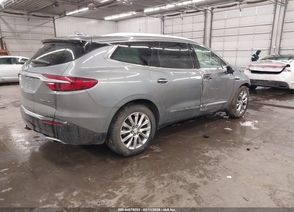 2018 BUICK ENCLAVE PREMIUM VIN: 5GAEVBKW9JJ158063