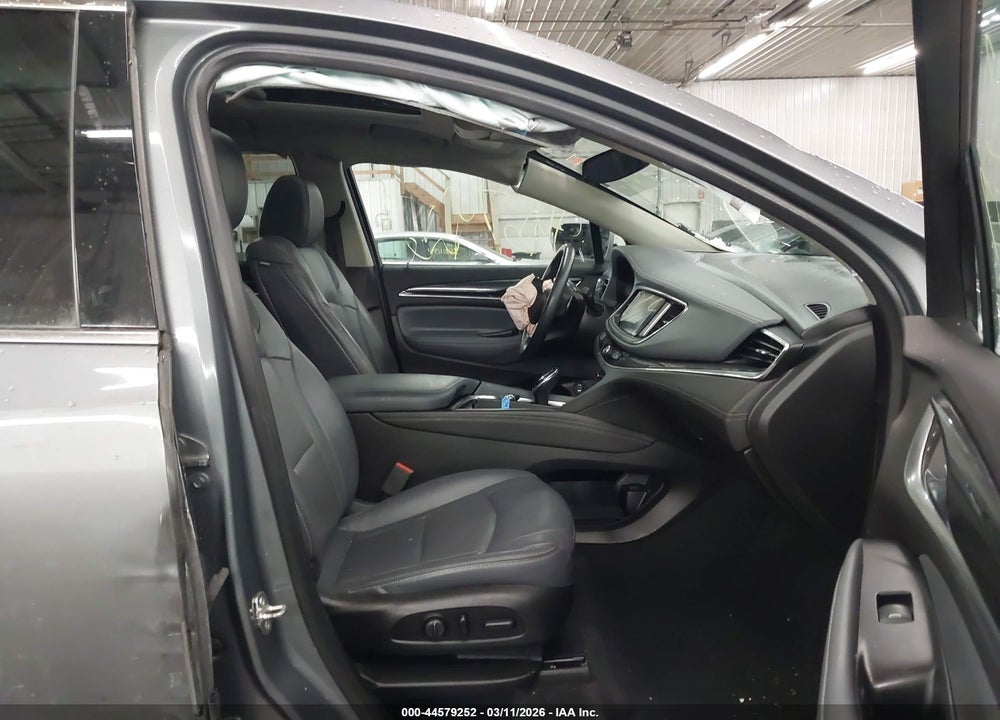 2018 BUICK ENCLAVE PREMIUM VIN: 5GAEVBKW9JJ158063
