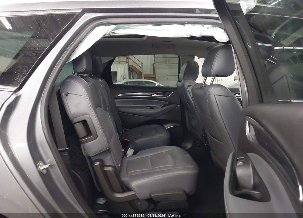 2018 BUICK ENCLAVE PREMIUM VIN: 5GAEVBKW9JJ158063