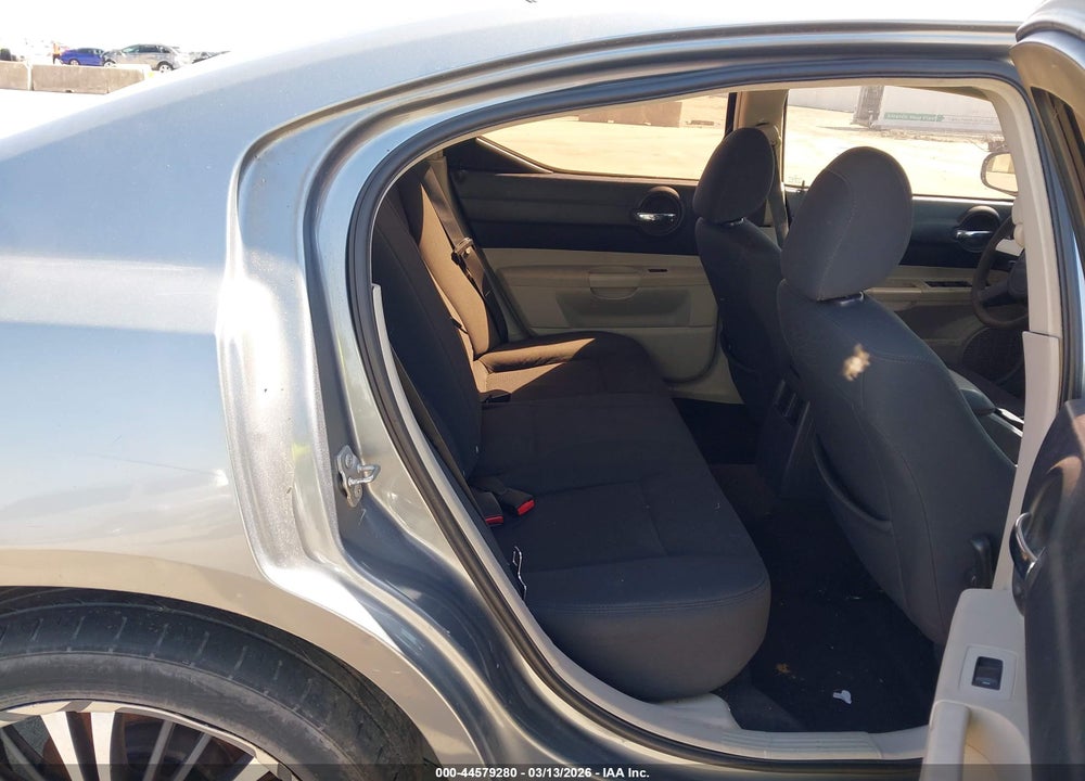 2007 DODGE CHARGER VIN: 2B3LA43R47H701188