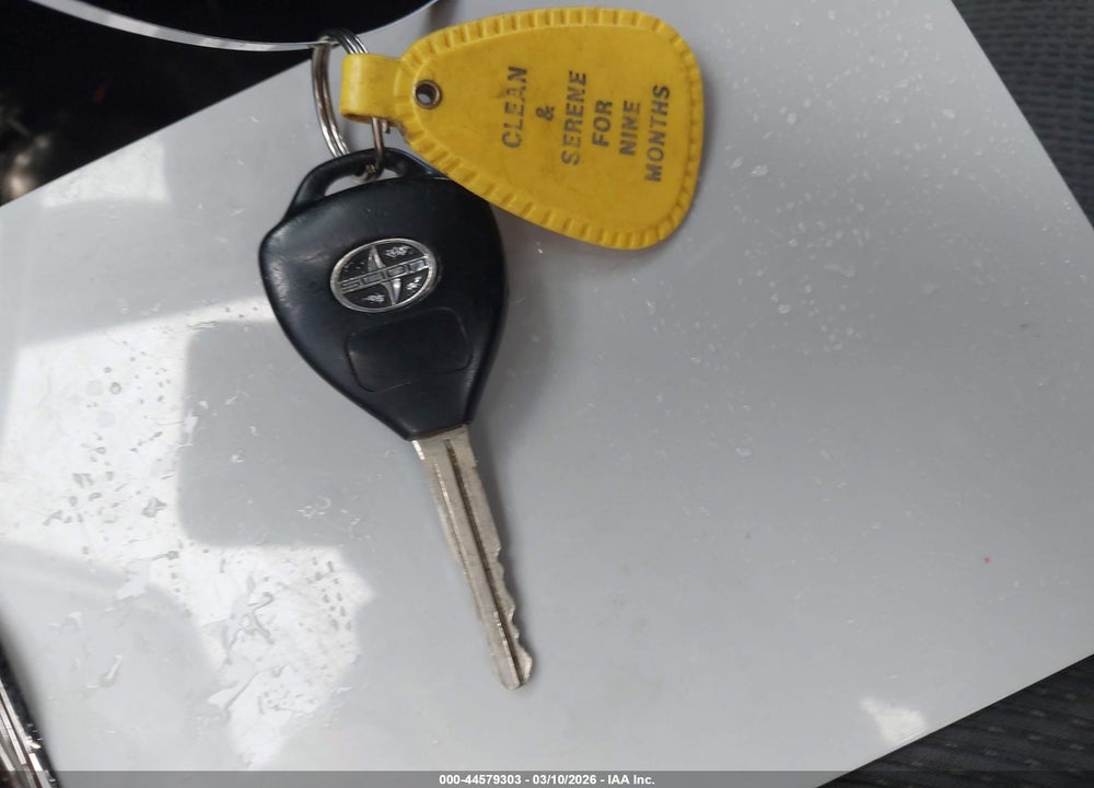 2008 SCION XB VIN: JTLKE50E181020920
