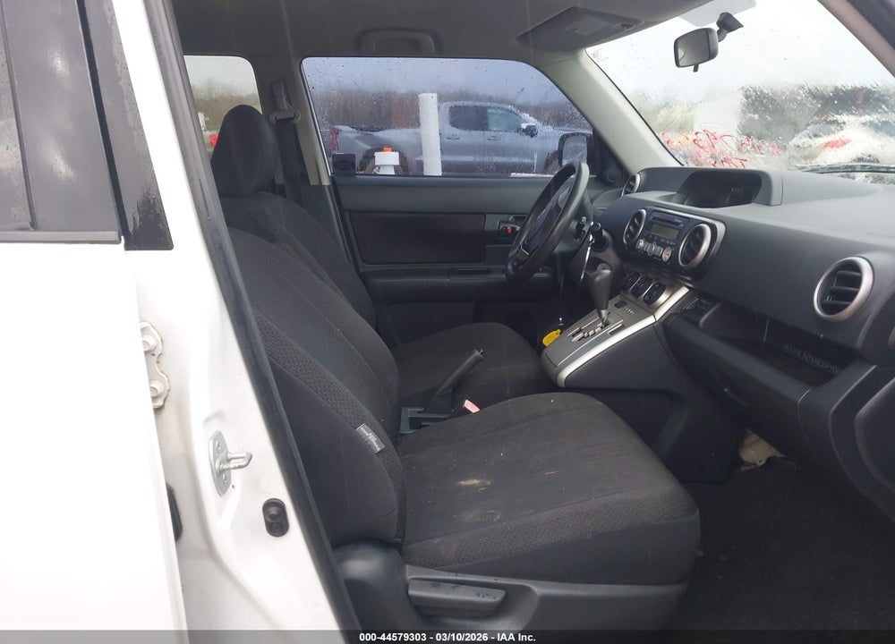 2008 SCION XB VIN: JTLKE50E181020920