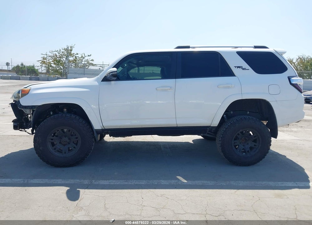 2017 TOYOTA 4RUNNER TRD OFF ROAD PREMIUM VIN: JTEBU5JR6H5438152