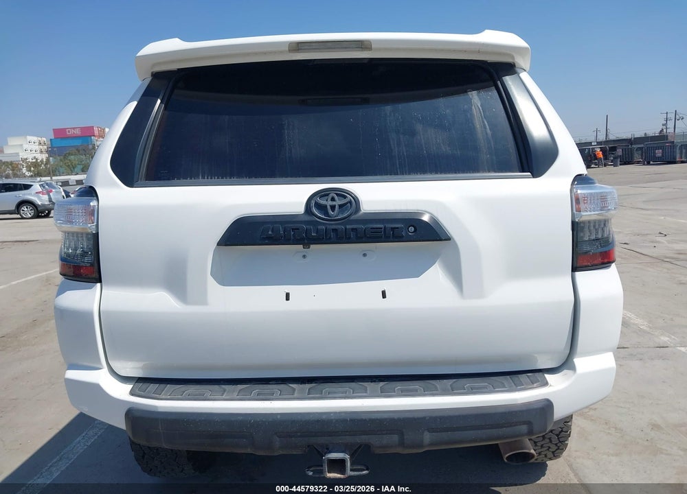 2017 TOYOTA 4RUNNER TRD OFF ROAD PREMIUM VIN: JTEBU5JR6H5438152