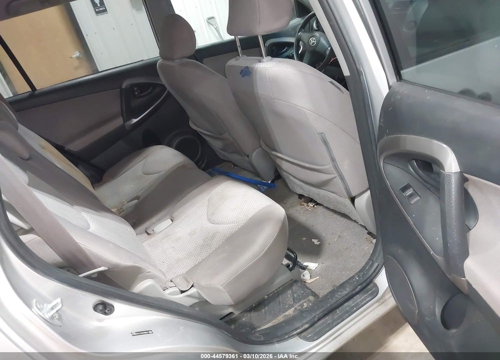 2007 TOYOTA RAV4 VIN: JTMBD33V276038052