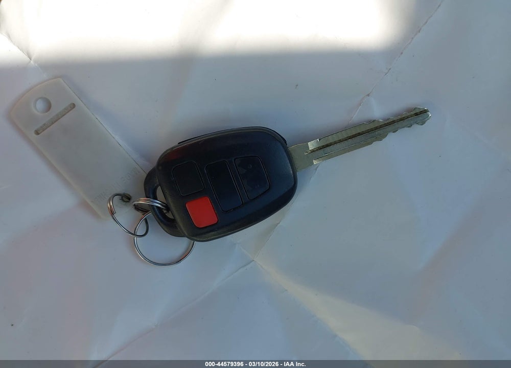 2014 TOYOTA CAMRY LE VIN: 4T4BF1FK3ER400321