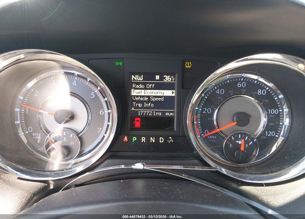 2013 CHRYSLER TOWN & COUNTRY TOURING VIN: 2C4RC1BG5DR646564