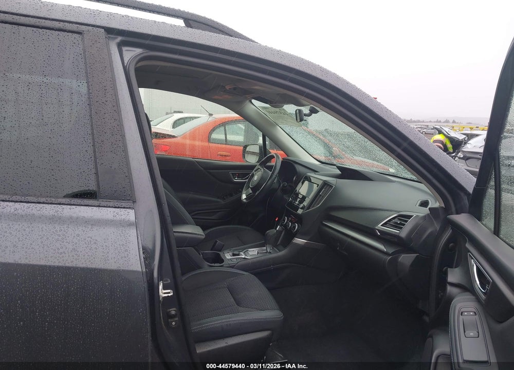2021 SUBARU FORESTER PREMIUM VIN: JF2SKAJCXMH566189