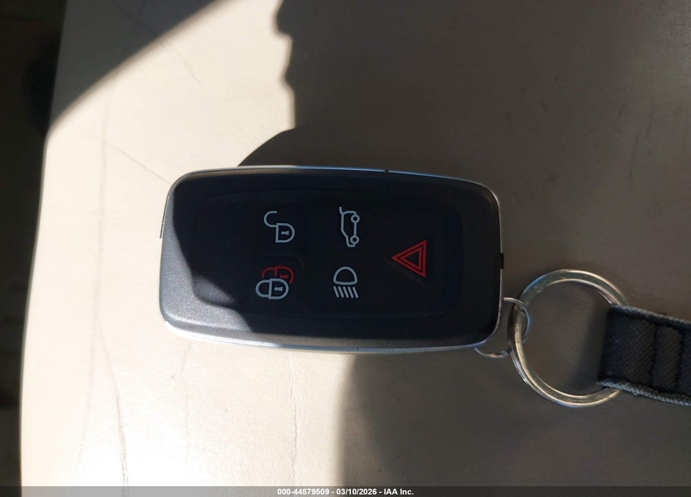 2013 LAND ROVER LR4 VIN: SALAK2D47DA669947