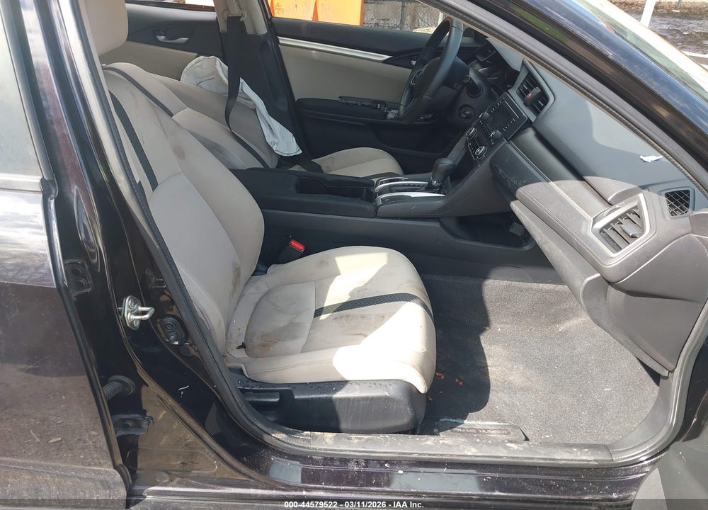2016 HONDA CIVIC LX VIN: 2HGFC2F57GH543823