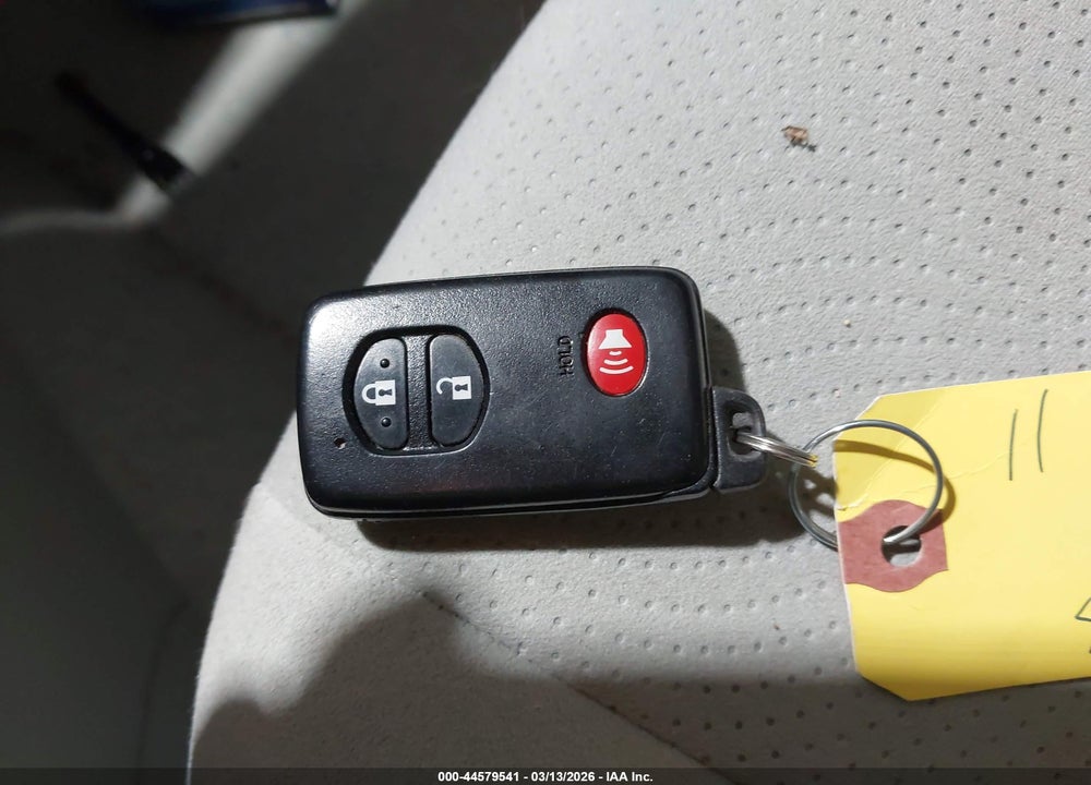 2011 TOYOTA PRIUS TWO VIN: JTDKN3DU1B5340644