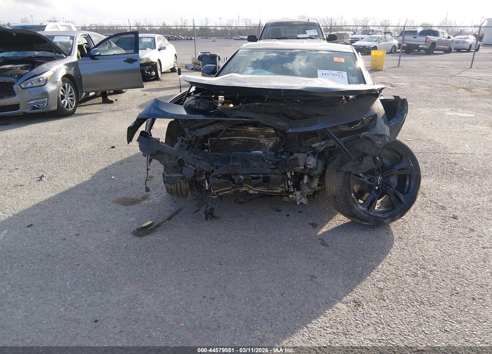 2021 CHEVROLET CAMARO RWD  LT1 VIN: 1G1FE1R77M0140093