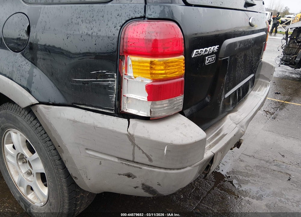 2001 FORD ESCAPE XLT VIN: 1FMCU03131KF77886