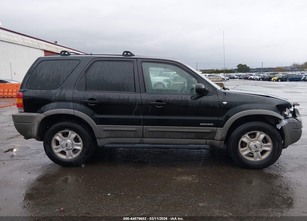 2001 FORD ESCAPE XLT VIN: 1FMCU03131KF77886