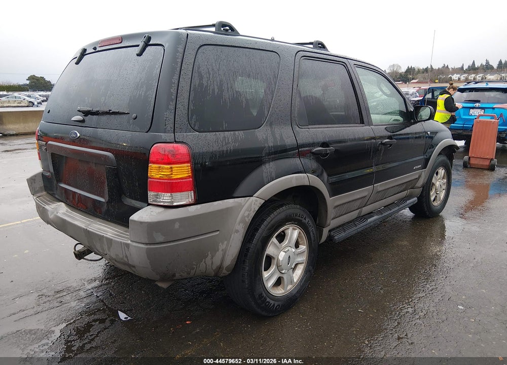 2001 FORD ESCAPE XLT VIN: 1FMCU03131KF77886