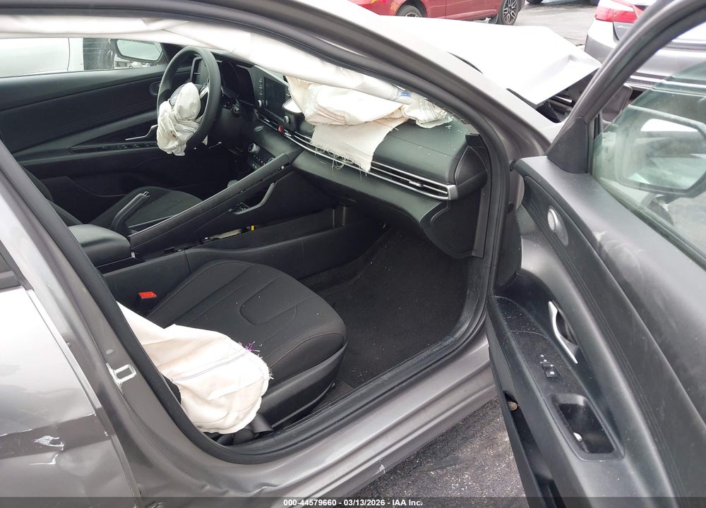 2022 HYUNDAI ELANTRA SEL VIN: KMHLM4AG4NU311611