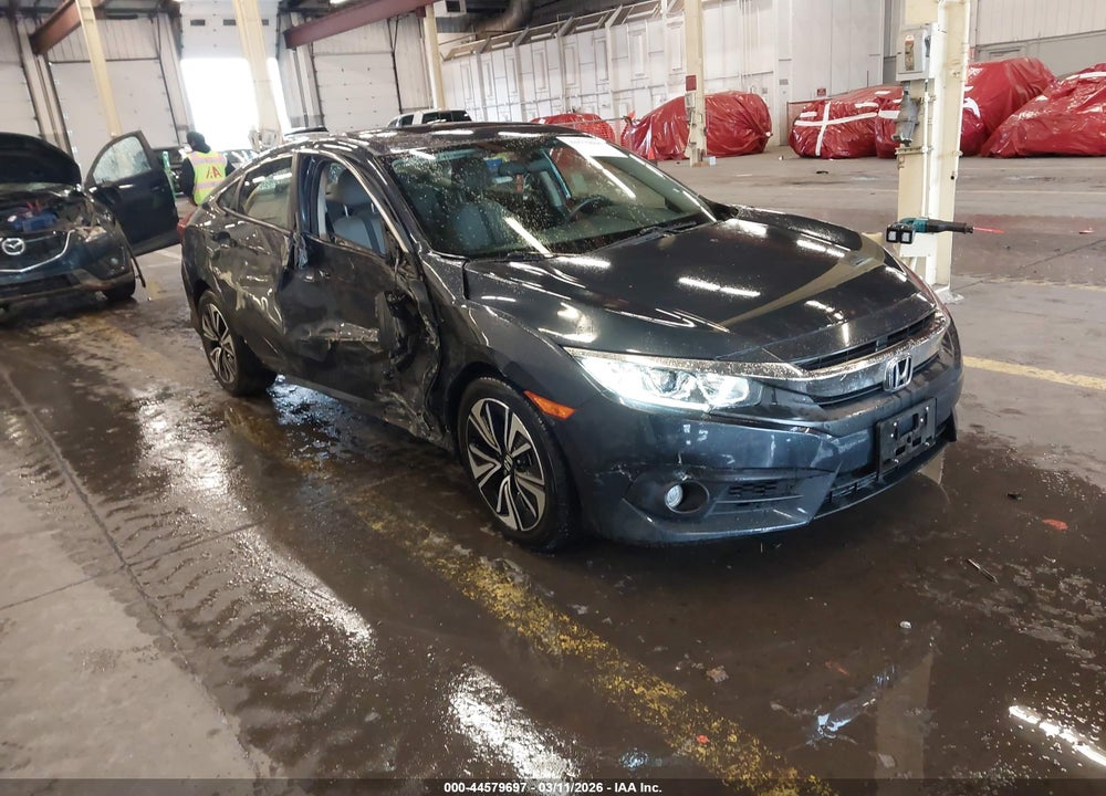 2018 HONDA CIVIC VIN: JHMFC1F35JX018655