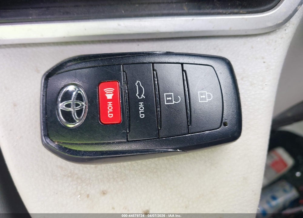 2024 TOYOTA COROLLA LE VIN: 5YFB4MDE9RP214353