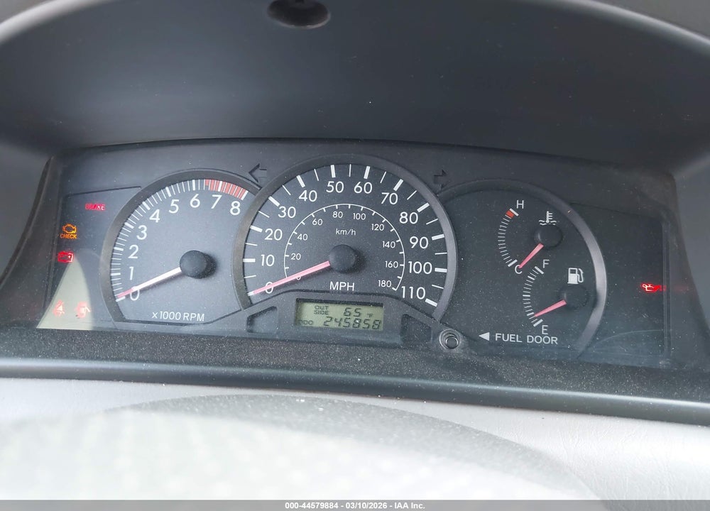 2005 TOYOTA COROLLA CE VIN: 1NXBR32E65Z552249