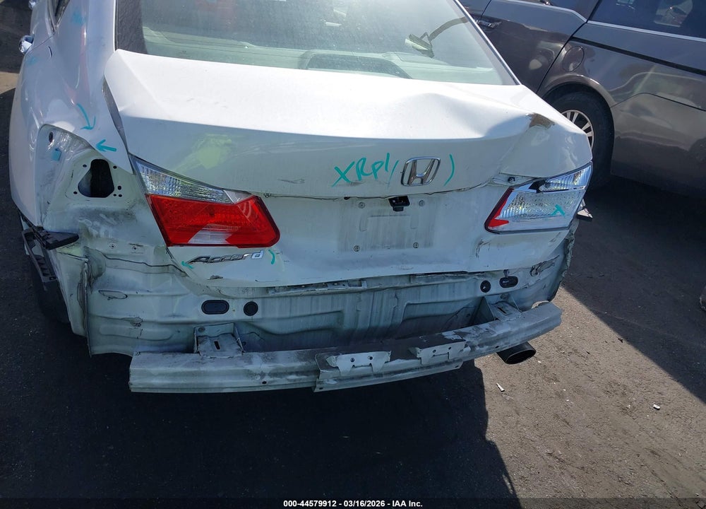 2015 HONDA ACCORD LX VIN: 1HGCR2F31FA162756