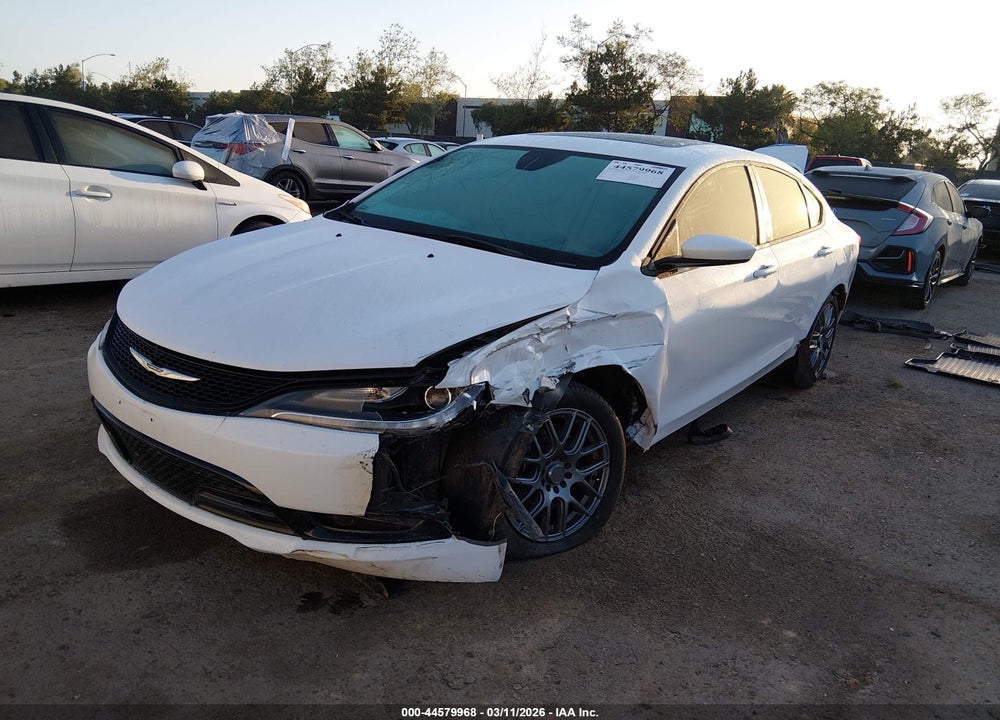 2016 CHRYSLER 200 S VIN: 1C3CCCBG5GN111273