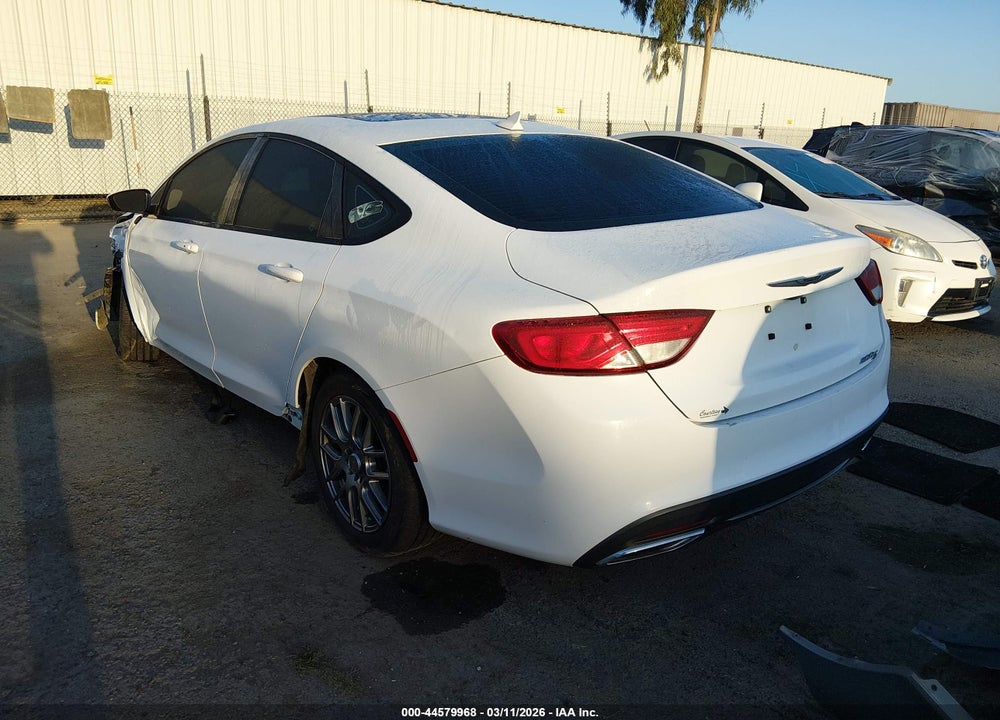 2016 CHRYSLER 200 S VIN: 1C3CCCBG5GN111273