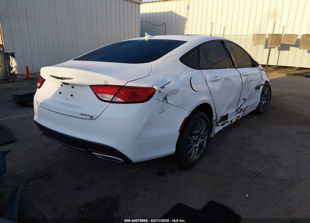 2016 CHRYSLER 200 S VIN: 1C3CCCBG5GN111273