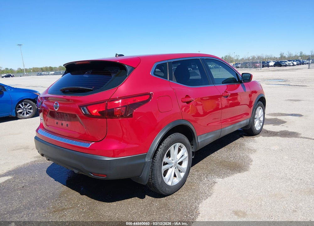 2018 NISSAN ROGUE SPORT S VIN: JN1BJ1CP2JW185562