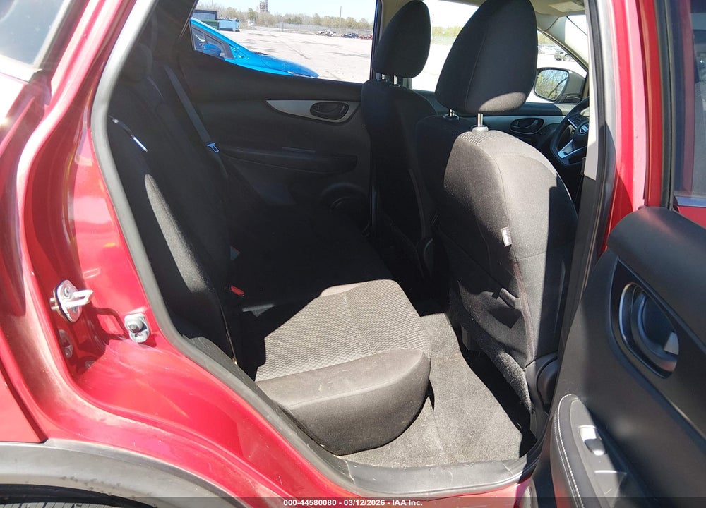 2018 NISSAN ROGUE SPORT S VIN: JN1BJ1CP2JW185562