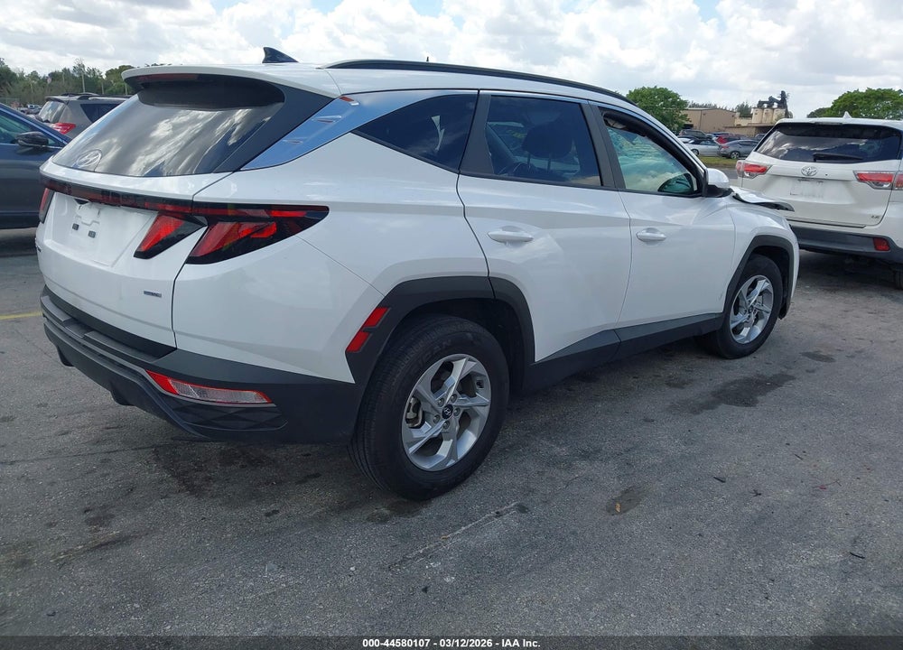2024 HYUNDAI TUCSON SEL VIN: 5NMJBCDE8RH308598